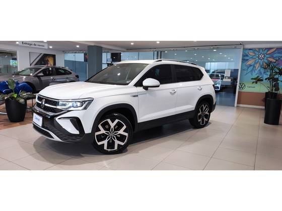 VOLKSWAGEN TAOS 1.4 250 TSI TOTAL FLEX HIGHLINE AUTOMÁTICO